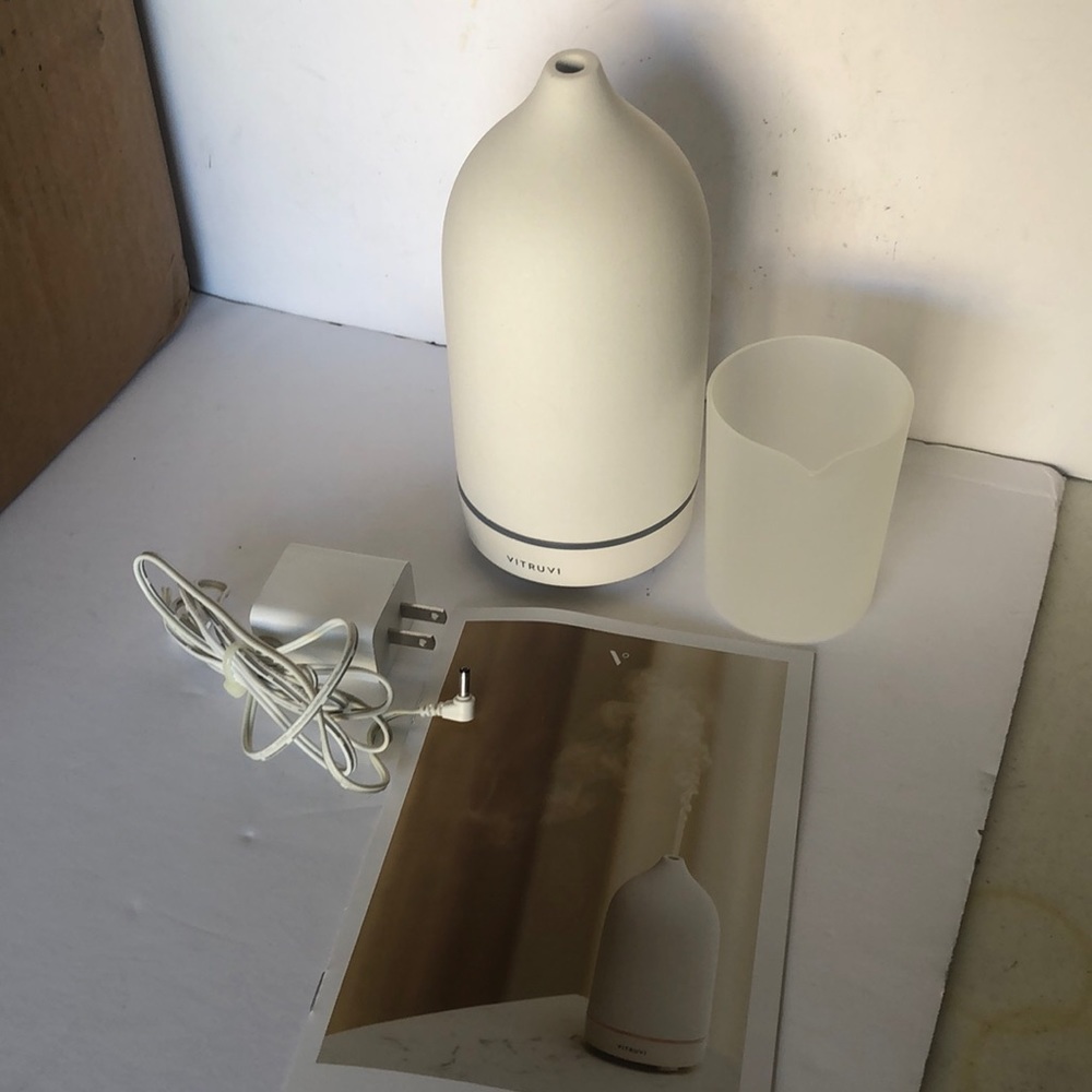 Vitruvi Stone Essential Oil Diffuser